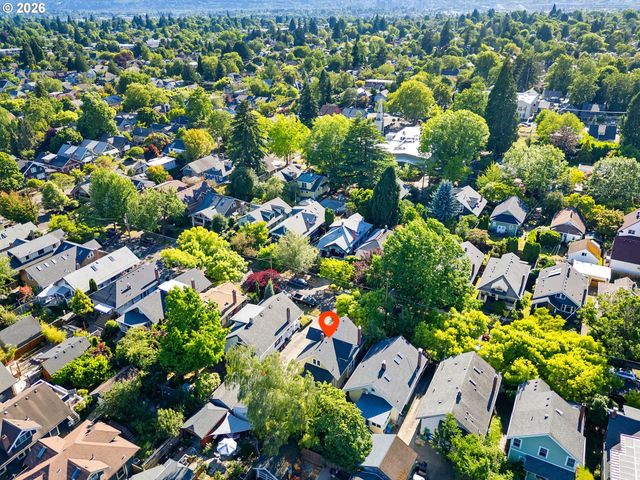 1818 Se 41ST Ave, Portland, OR 97214