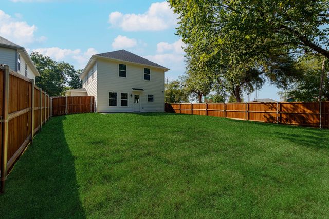 789 WA Denton Drive, Van Alstyne, TX 75495