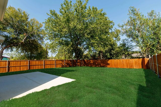 789 WA Denton Drive, Van Alstyne, TX 75495