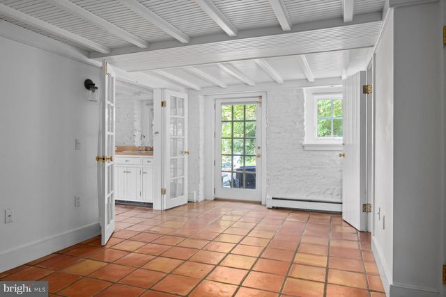 3610 B RIVER RD, Lumberville, PA 18933
