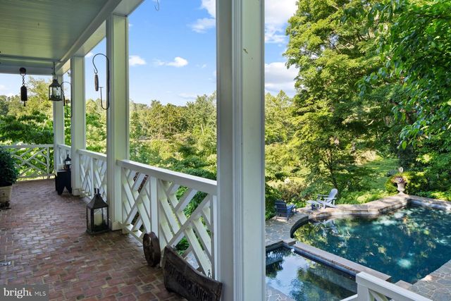 3610 B RIVER RD, Lumberville, PA 18933