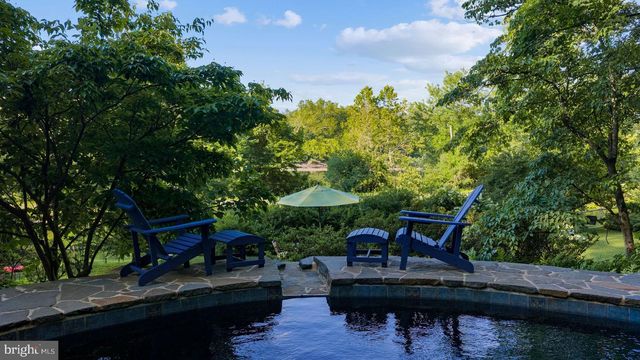 3610 B RIVER RD, Lumberville, PA 18933