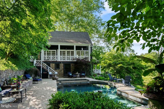 3610 B RIVER RD, Lumberville, PA 18933