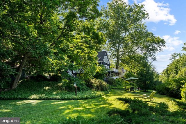 3610 B RIVER RD, Lumberville, PA 18933