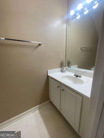 3914 Howell Park Road, Duluth, GA 30096