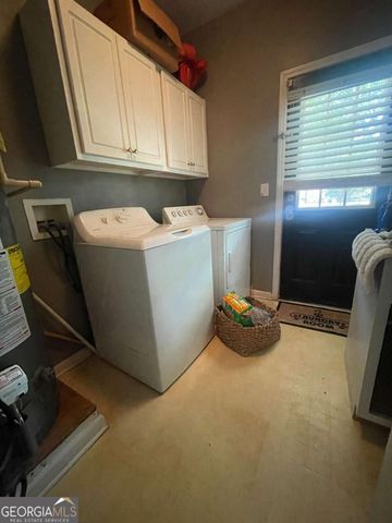 3914 Howell Park Road, Duluth, GA 30096