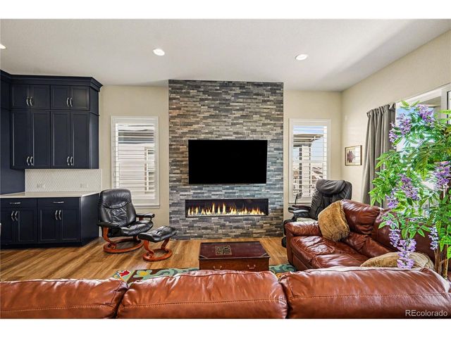 7118 Canyonpoint Rd, Castle Pines, CO 80108