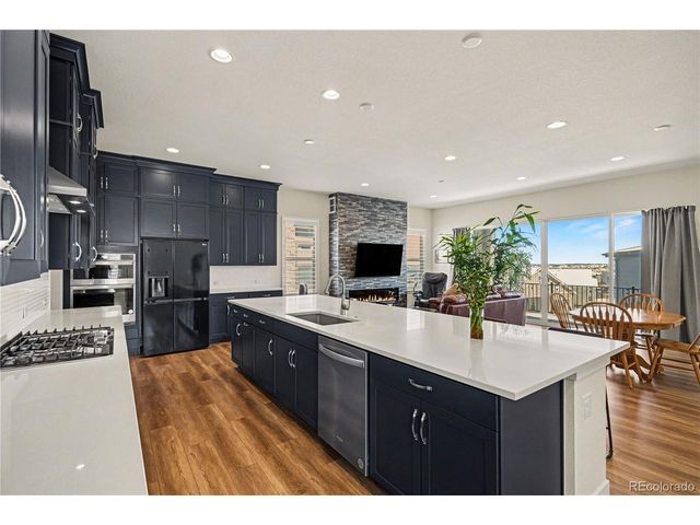 7118 Canyonpoint Rd, Castle Pines, CO 80108