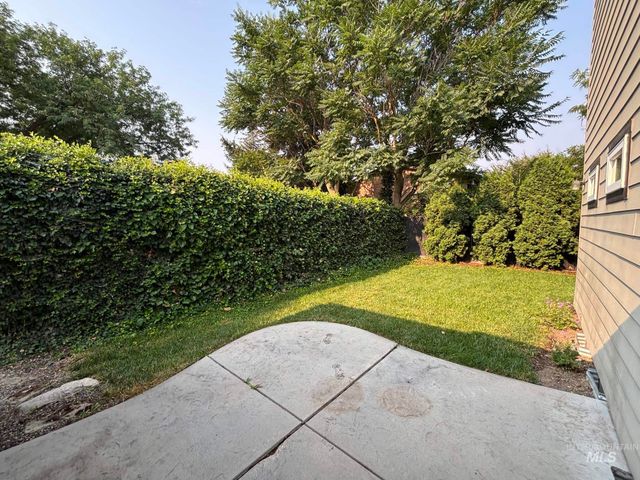 3401 W Plant Dr, Boise, ID 83703