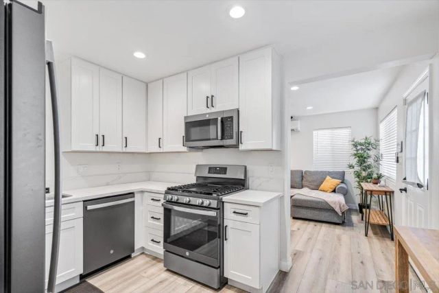 4046 Cherokee Ave, San Diego, CA 92104