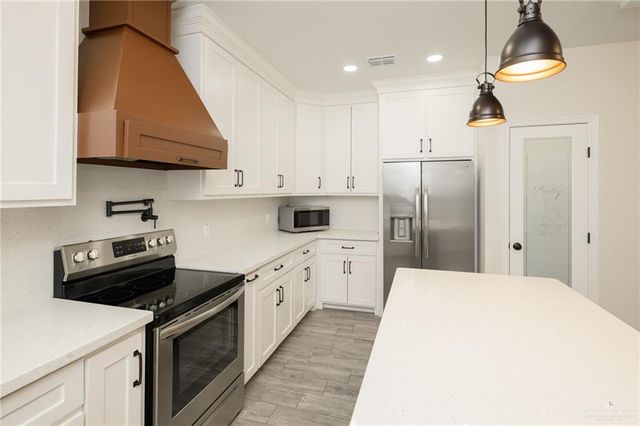 460 Marcelo Street, La Feria, TX 78559