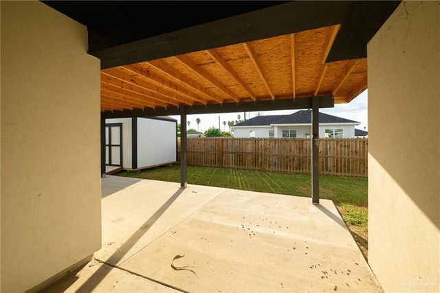 460 Marcelo Street, La Feria, TX 78559