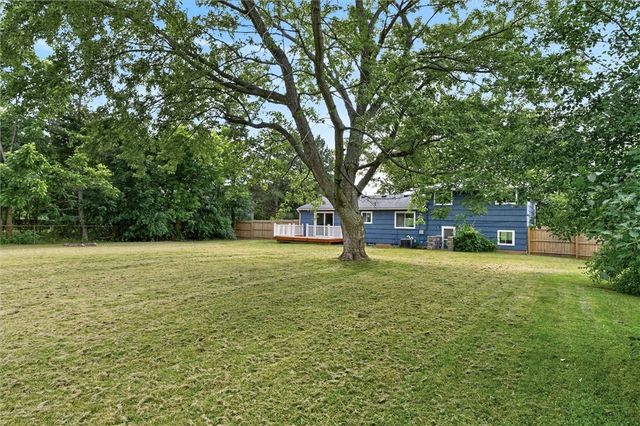 140 Summer Sky Drive, Henrietta, NY 14623