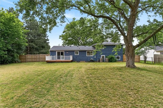 140 Summer Sky Drive, Henrietta, NY 14623