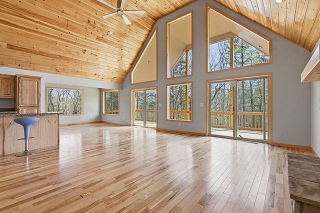 55 Heidis Run, Murphy, NC 28906