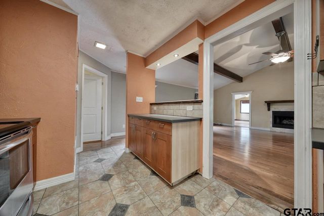 1505 Tanglewood Dr E, Hideaway, TX 75771