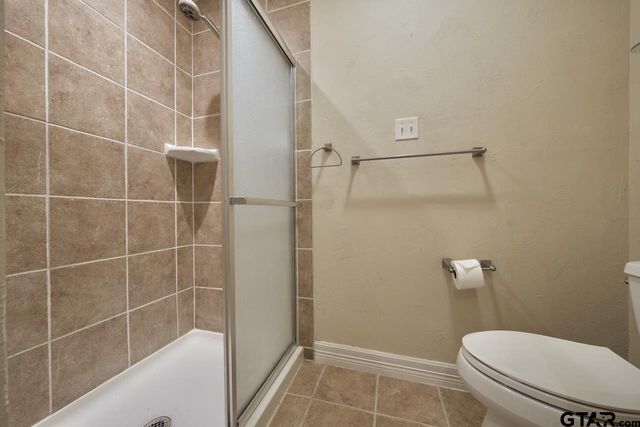 1505 Tanglewood Dr E, Hideaway, TX 75771