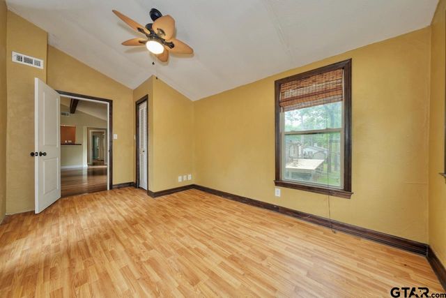 1505 Tanglewood Dr E, Hideaway, TX 75771
