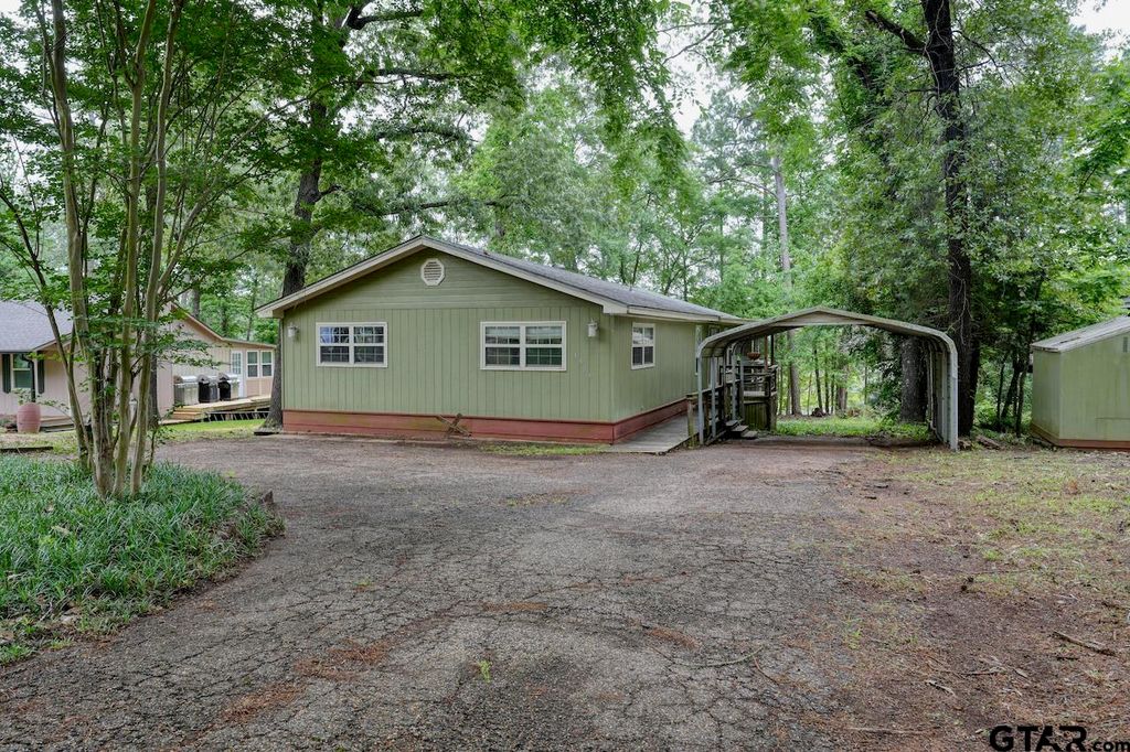 1505 Tanglewood Dr E, Hideaway, TX 75771