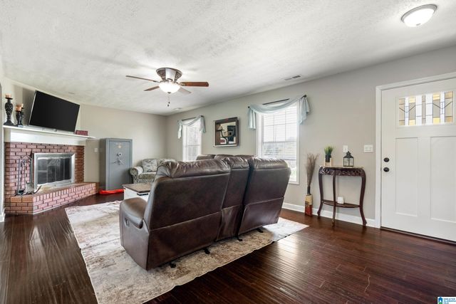 148 LELIA DRIVE, Warrior, AL 35180