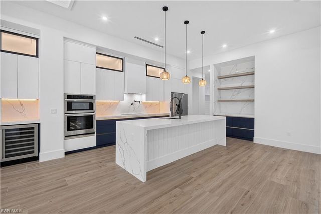 453 25th ST SW, Naples, FL 34117