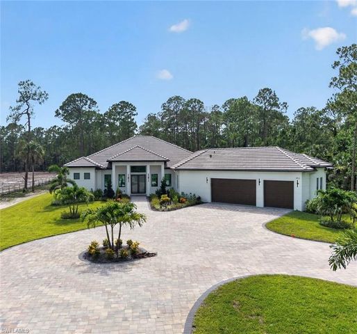 453 25th ST SW, Naples, FL 34117