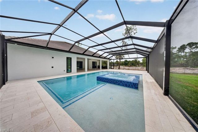 453 25th ST SW, Naples, FL 34117