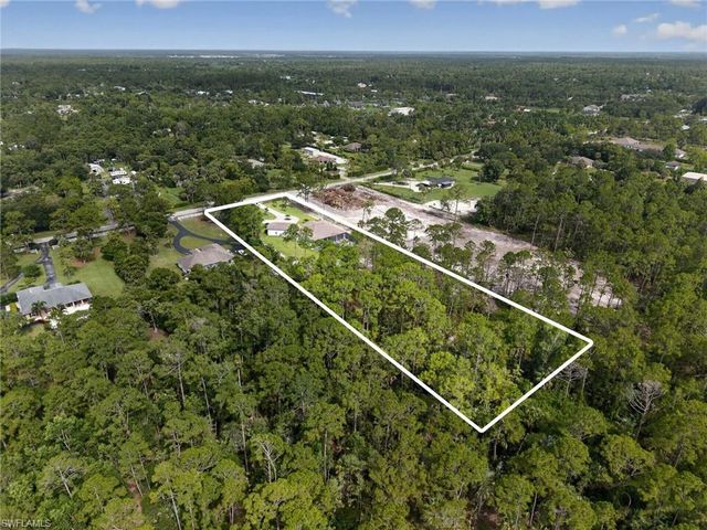 453 25th ST SW, Naples, FL 34117