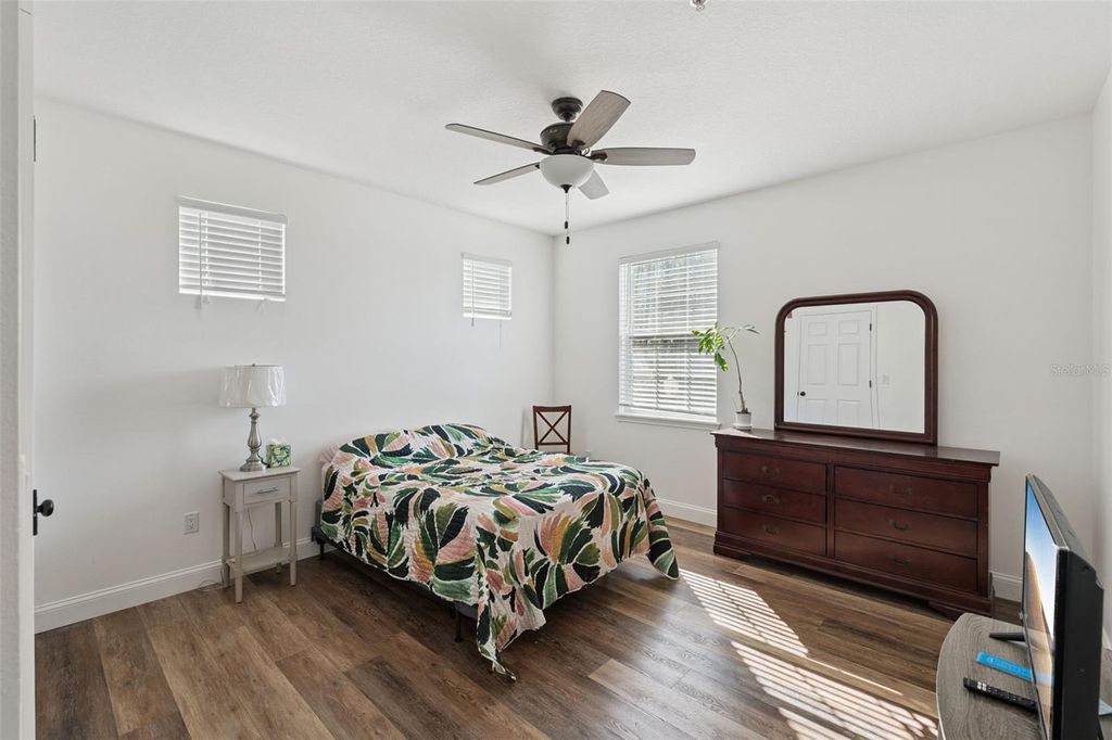 Image 15 of property listing at 2013 TIZEWELL CIRCLE 1410, Orlando, FL 32837