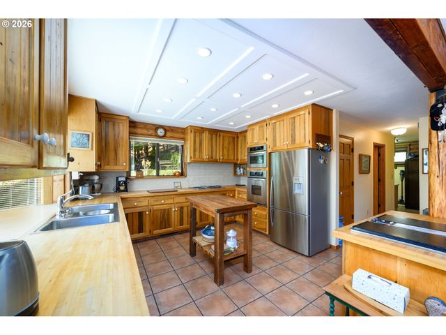 5361 JACKSONVILLE Hwy, Jacksonville, OR 97530