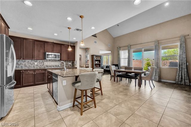 241 Desert Arroyo Court, Henderson, NV 89012