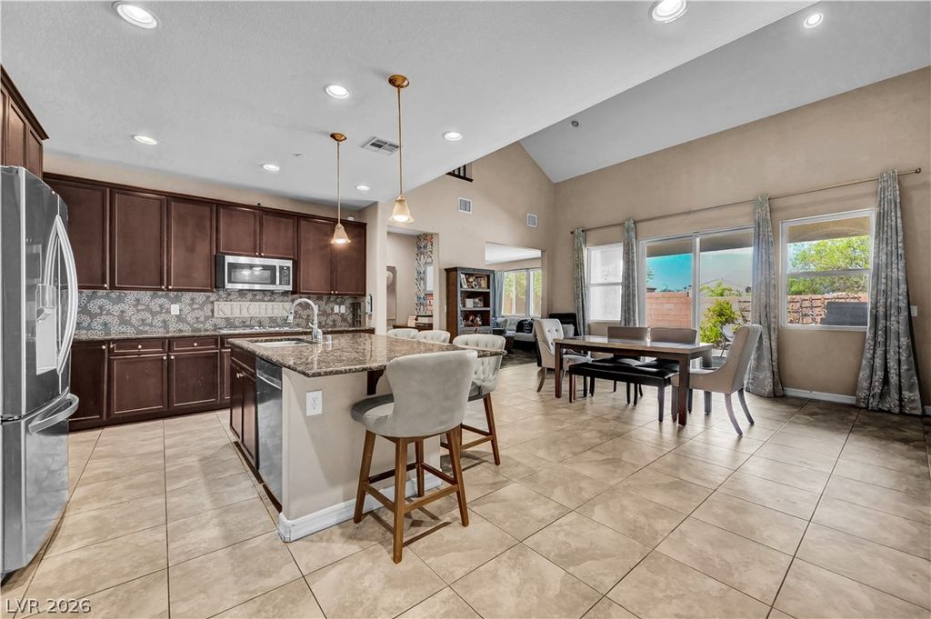 241 Desert Arroyo Court, Henderson, NV 89012 — photo 5