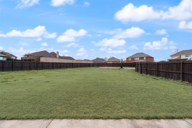 1405 Eagle Point, Royse City, TX 75189