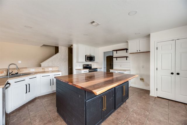 1405 Eagle Point, Royse City, TX 75189