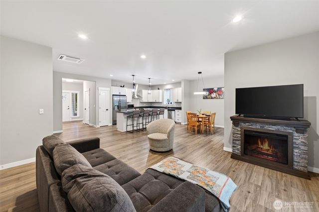 22209 Bluewater Drive SE, Yelm, WA 98597