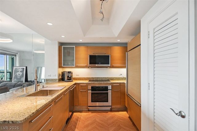 322 Karen Avenue 1105, Las Vegas, NV 89109