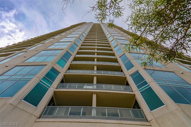 322 Karen Avenue 1105, Las Vegas, NV 89109