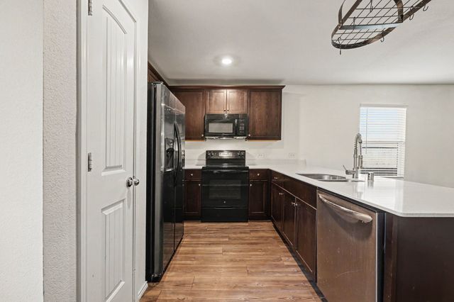 5320 Vinebrook Way, Princeton, TX 75407