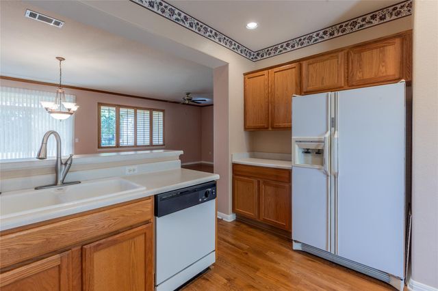 117 Dewberry DR, Georgetown, TX 78633