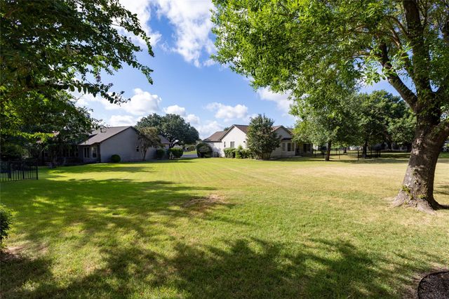 117 Dewberry DR, Georgetown, TX 78633