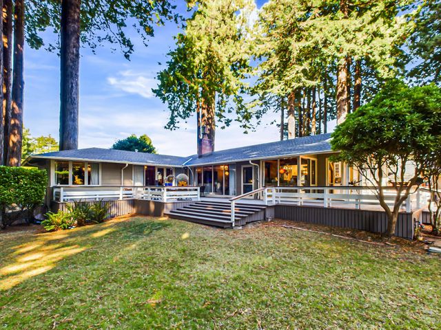 2316 S Street, Eureka, CA 95501