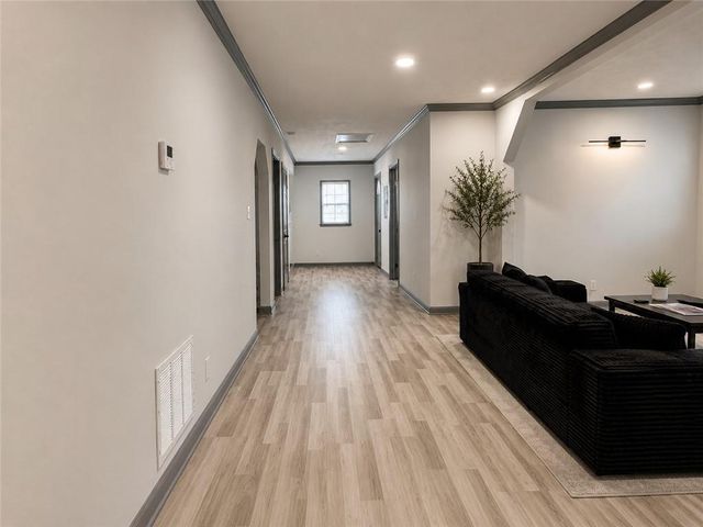 2110 Newnan Street B, East Point, GA 30344