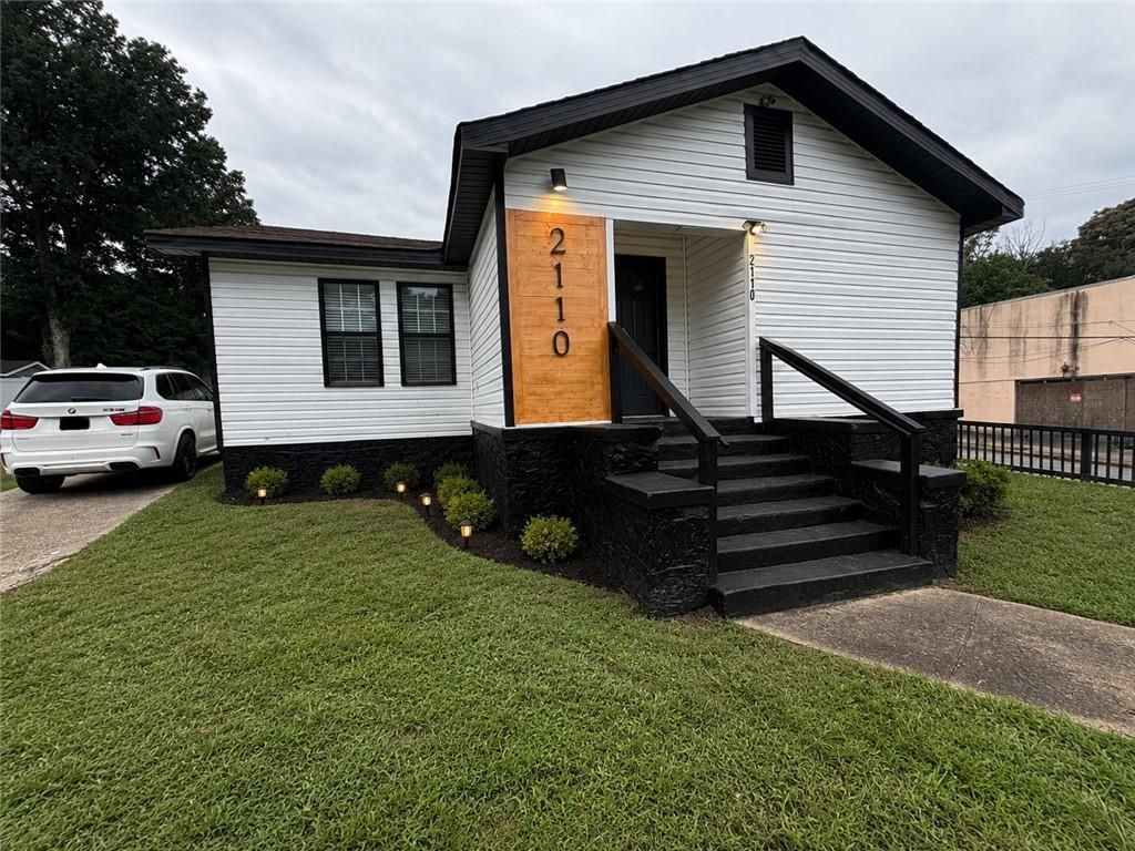 2110 Newnan Street B, East Point, GA 30344