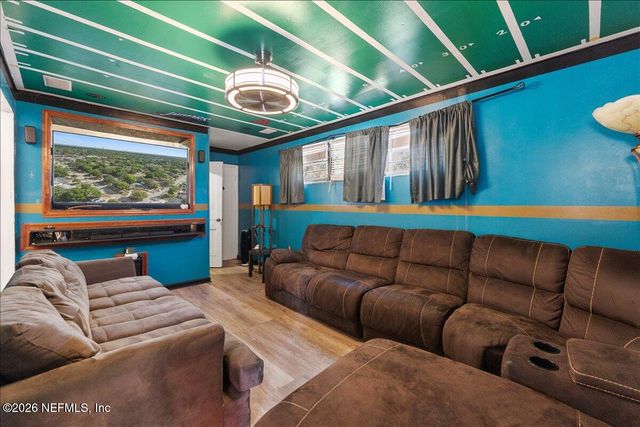 2609 TOWNSEND Boulevard, Jacksonville, FL 32211