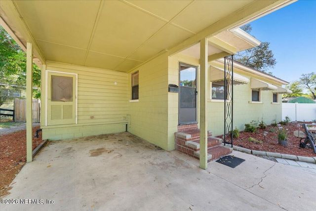 2609 TOWNSEND Boulevard, Jacksonville, FL 32211