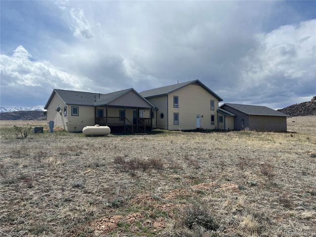 415 Oak Grove Circle, Westcliffe, CO 81252