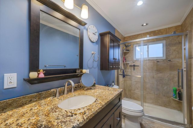 154A Woodrow Parkway, West Babylon, NY 11704