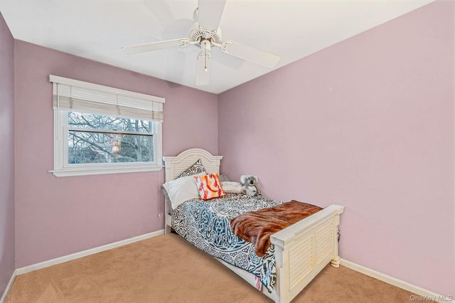 154A Woodrow Parkway, West Babylon, NY 11704