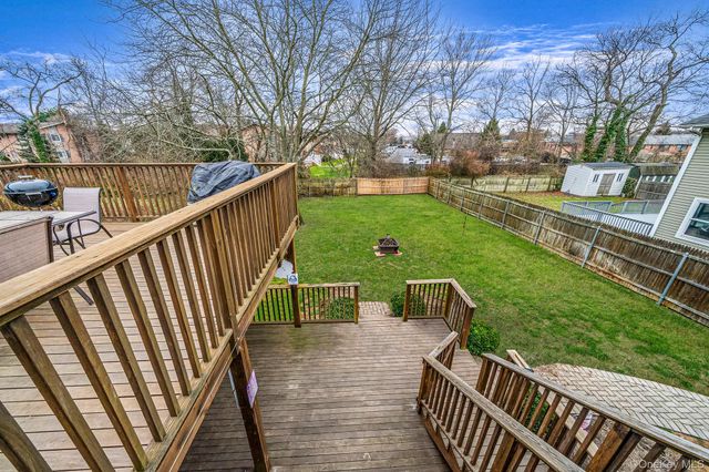 154A Woodrow Parkway, West Babylon, NY 11704