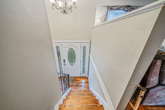 154A Woodrow Parkway, West Babylon, NY 11704